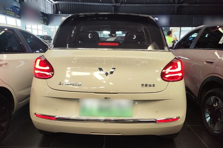 Used Wuling Bingo 2024 410 km Lingxi Deluxe Edition Rear