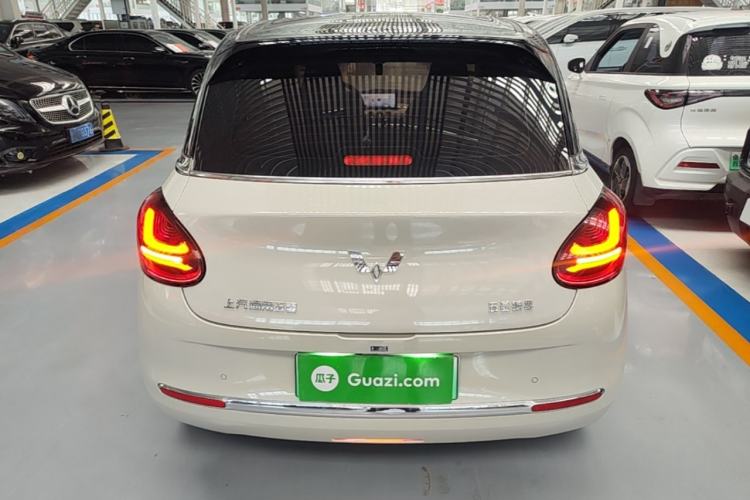 Used Wuling Bingo 2024 333 km Enjoyment Version Rear