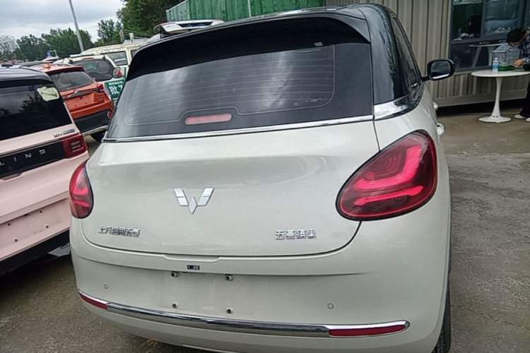 Used Wuling Bingo 2024 333 km Enjoyment Version Rear