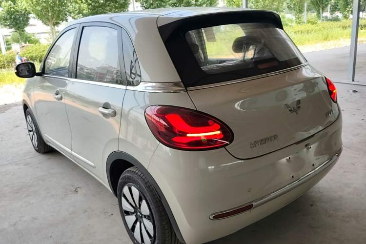 Used Wuling Bingo 2024 333 km Enjoyment Version Rear Left 45 Deg