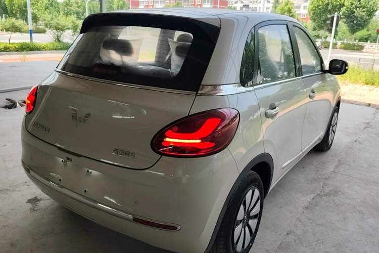 Used Wuling Bingo 2024 333 km Enjoyment Version Rear Right 45 Deg