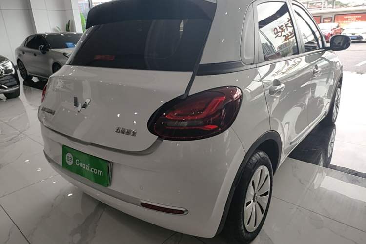 Used Wuling Bingo 2024 203km Light Edition Rear Right 45 Deg