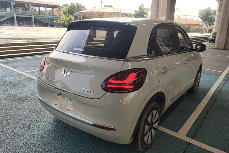 Used Wuling Bingo 2024 333 km Enjoyment Version Rear Right 45 Deg