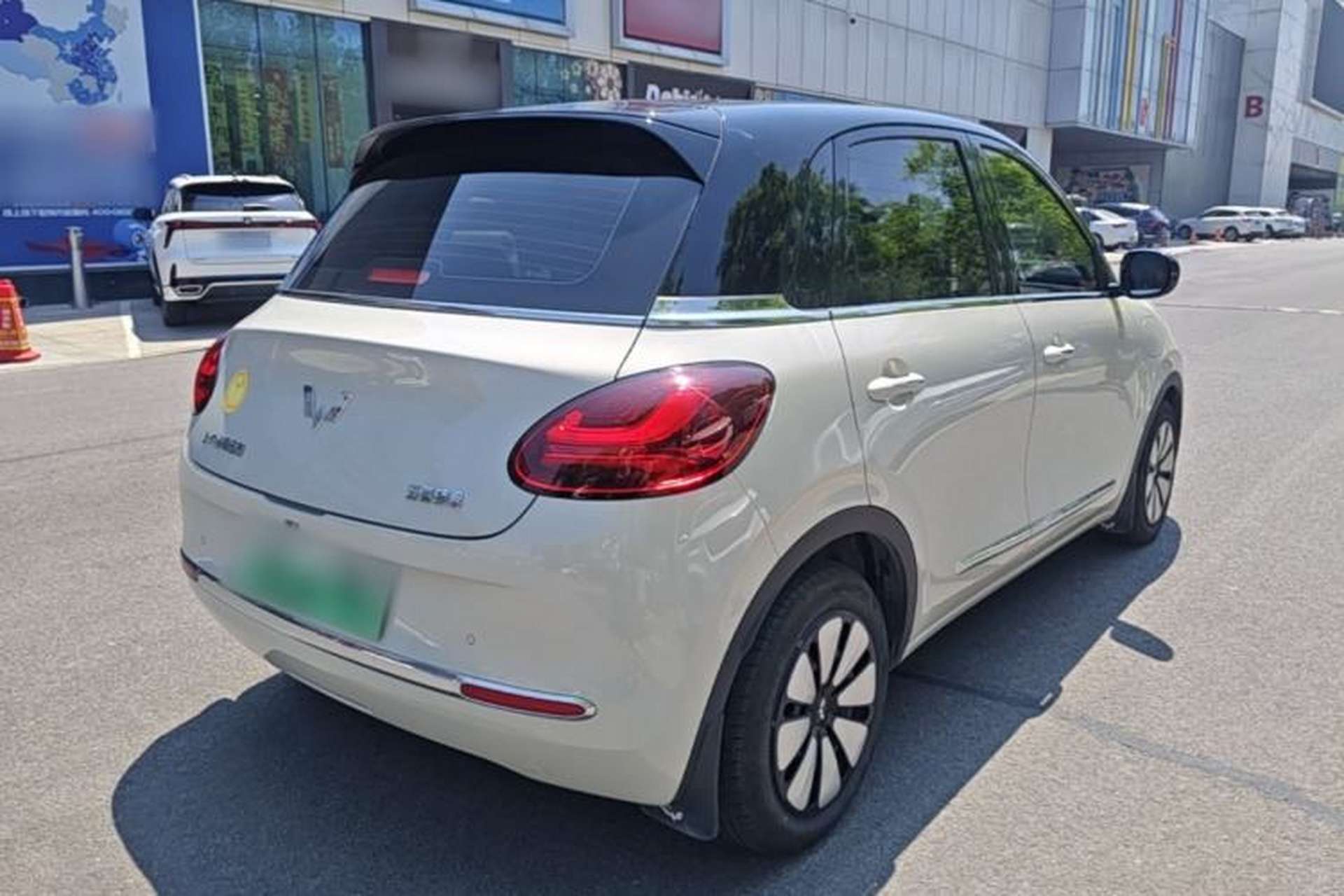 Used Wuling Bingo 2024 333 km Enjoyment Version Rear Right 45 Deg