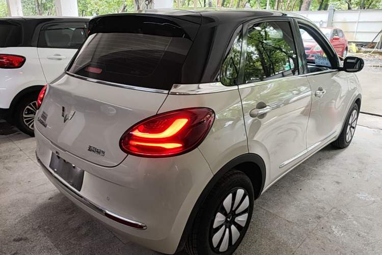 Used Wuling Bingo 2024 333 km Lingxi Connected Version Rear Right 45 Deg