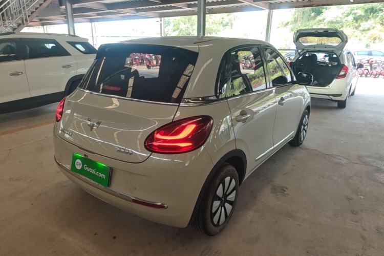 Used Wuling Bingo 2024 333 km Enjoyment Version Rear Right 45 Deg