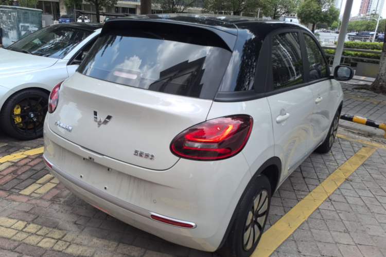 Used Wuling Bingo 2024 203km Light Edition Rear Right 45 Deg