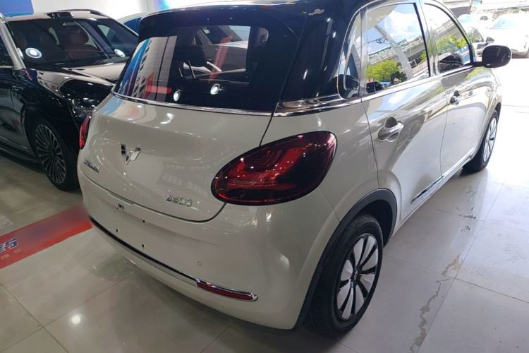 Used Wuling Bingo 2024 333 km Lingxi Connected Version Rear Right 45 Deg