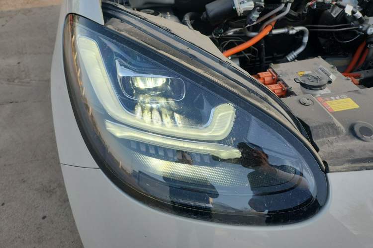 Used Wuling Bingo 2024 333 km Enjoyment Version Right Front Headlight
