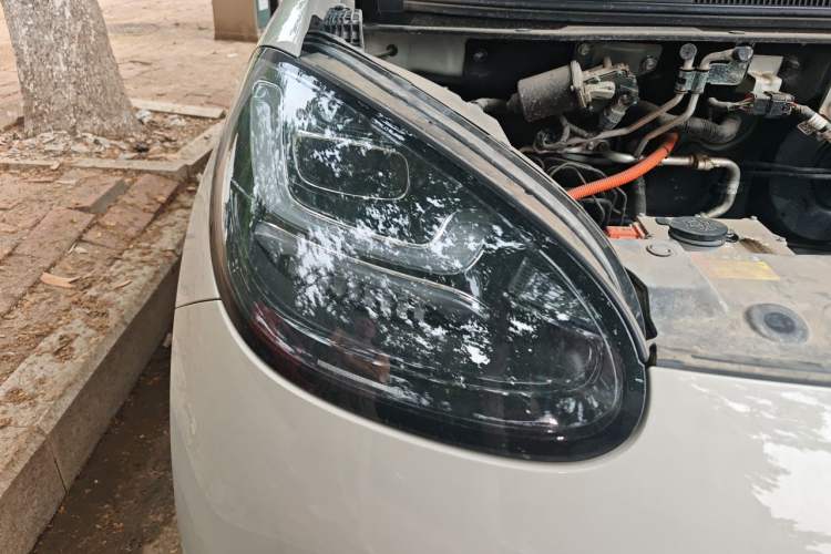 Used Wuling Bingo 2024 333 km Enjoyment Version Right Front Headlight