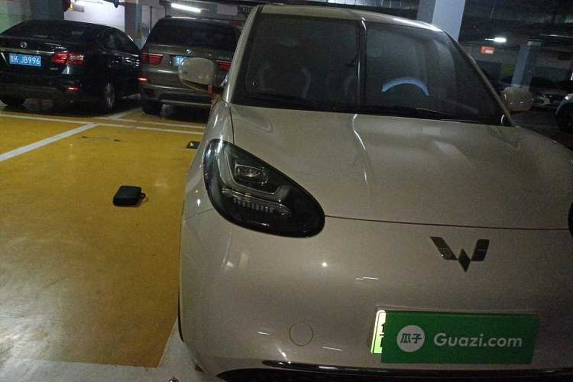 Used Wuling Bingo 2024 333 km Enjoyment Version Right Front Headlight