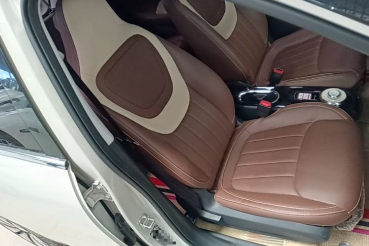Used Wuling Bingo 2024 333 km Enjoyment Version Right Front Seat