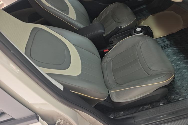 Used Wuling Bingo 2024 203km Light Edition Right Front Seat