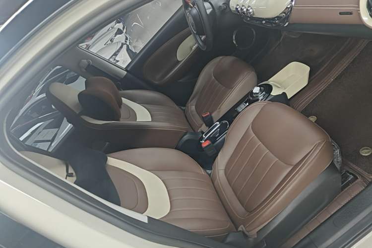 Used Wuling Bingo 2024 333 km Enjoyment Version Right Front Seat