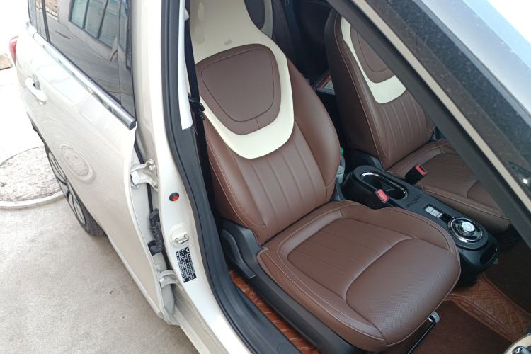 Used Wuling Bingo 2024 333 km Enjoyment Version Right Front Seat