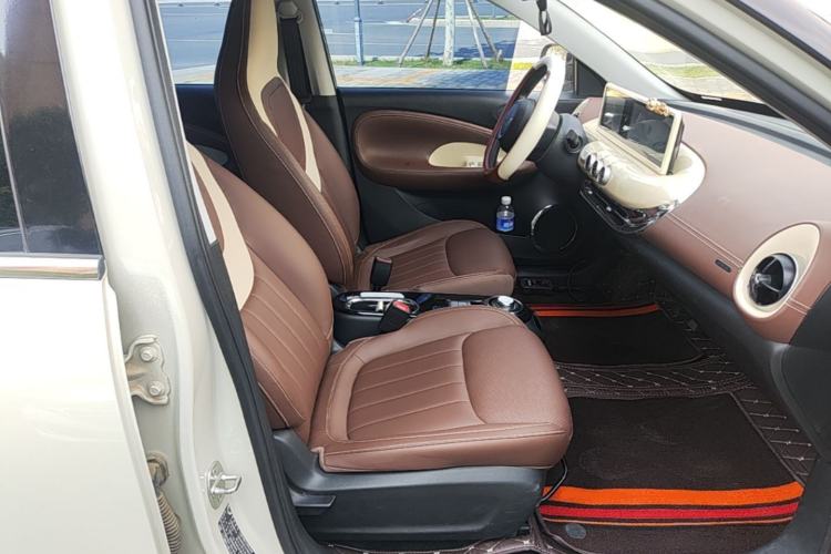 Used Wuling Bingo 2024 333 km Enjoyment Version Right Front Seat
