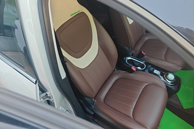 Used Wuling Bingo 2024 333 km Enjoyment Version Right Front Seat