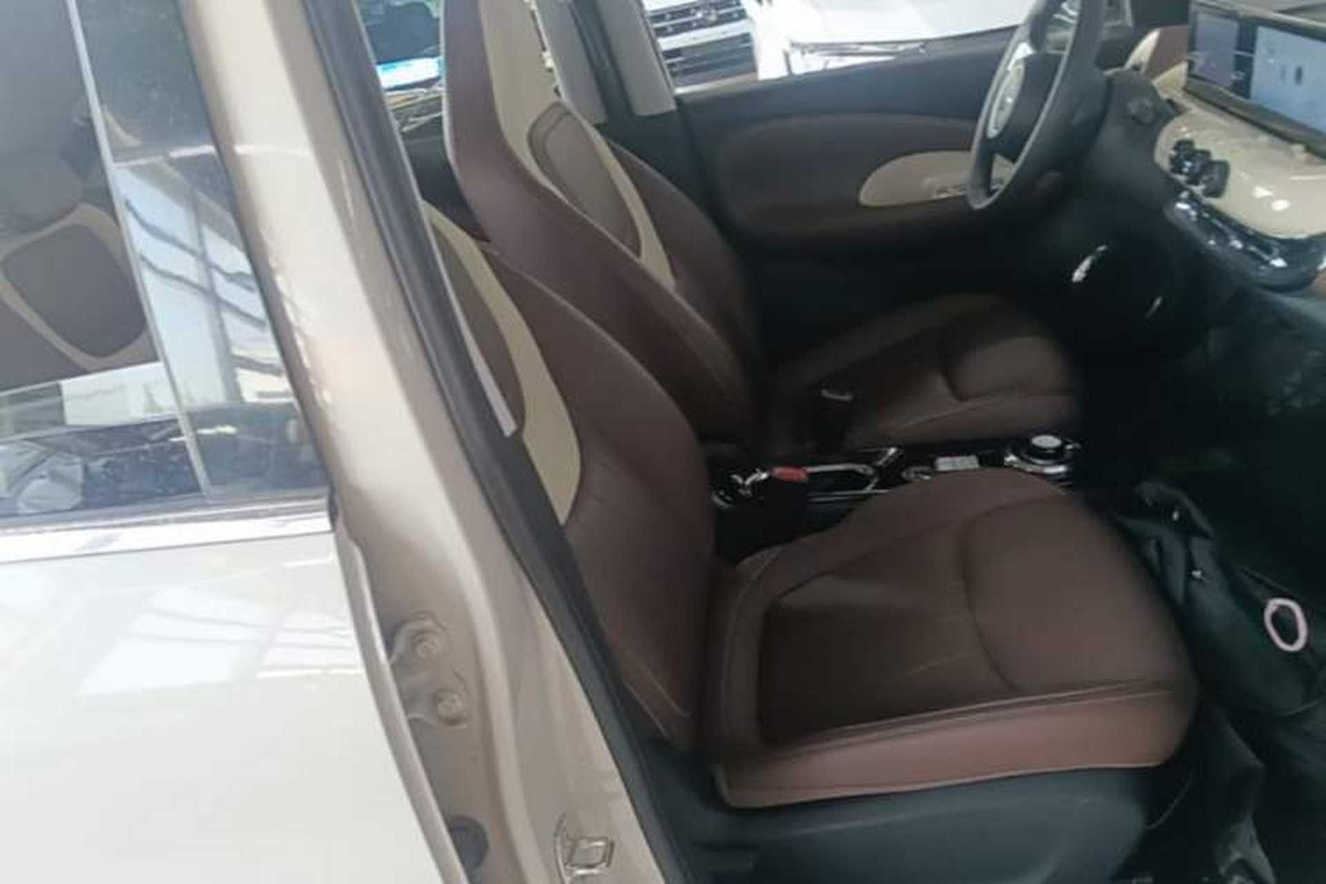 Used Wuling Bingo 2024 333 km Enjoyment Version Right Front Seat