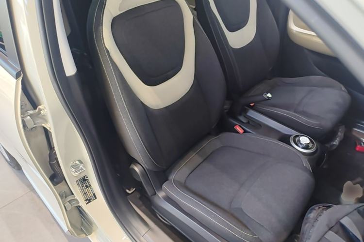 Used Wuling Bingo 2024 203km Light Edition Right Front Seat
