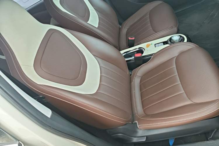 Used Wuling Bingo 2024 333 km Enjoyment Version Right Front Seat