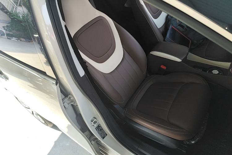 Used Wuling Bingo 2024 333 km Enjoyment Version Right Front Seat