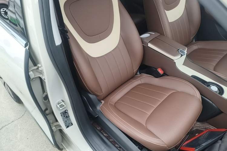 Used Wuling Bingo 2024 333 km Enjoyment Version Right Front Seat