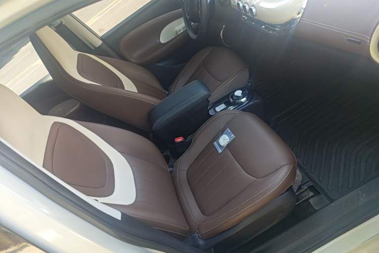 Used Wuling Bingo 2024 333 km Enjoyment Version Right Front Seat