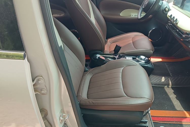 Used Wuling Bingo 2024 333 km Enjoyment Version Right Front Seat