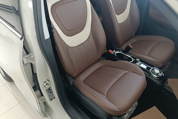 Used Wuling Bingo 2024 333 km Enjoyment Version Right Front Seat