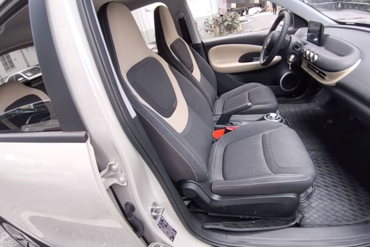 Used Wuling Bingo 2024 203km Light Edition Right Front Seat