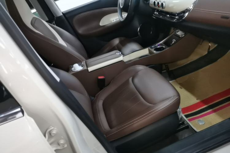 Used Wuling Bingo 2024 333 km Enjoyment Version Right Front Seat