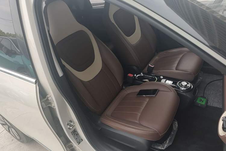 Used Wuling Bingo 2024 333 km Enjoyment Version Right Front Seat
