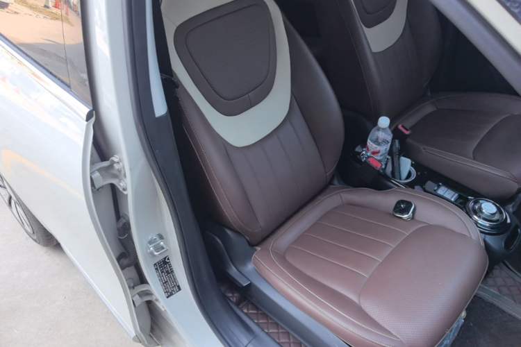 Used Wuling Bingo 2024 333 km Enjoyment Version Right Front Seat