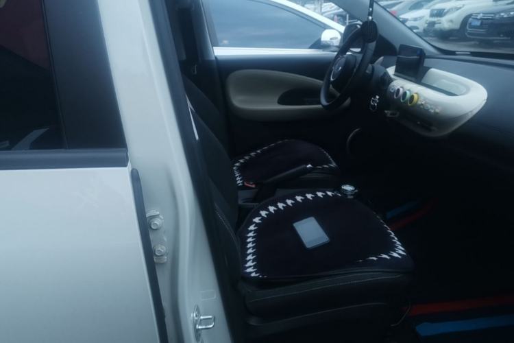 Used Wuling Bingo 2024 203km Light Edition Right Front Seat