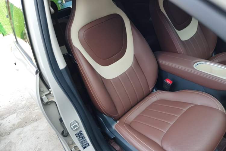 Used Wuling Bingo 2024 333 km Enjoyment Version Right Front Seat