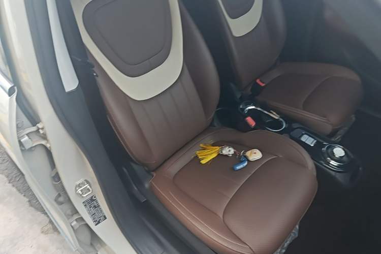 Used Wuling Bingo 2024 333 km Enjoyment Version Right Front Seat