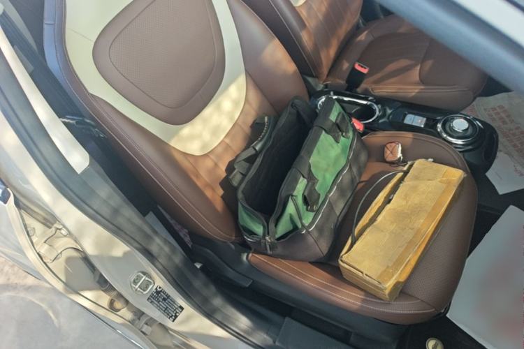 Used Wuling Bingo 2024 333 km Lingxi Connected Version Right Front Seat