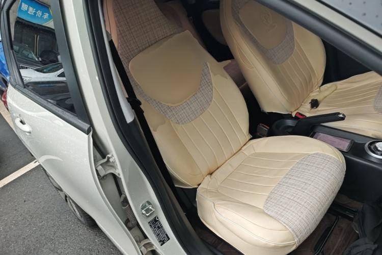 Used Wuling Bingo 2024 203km Light Edition Right Front Seat