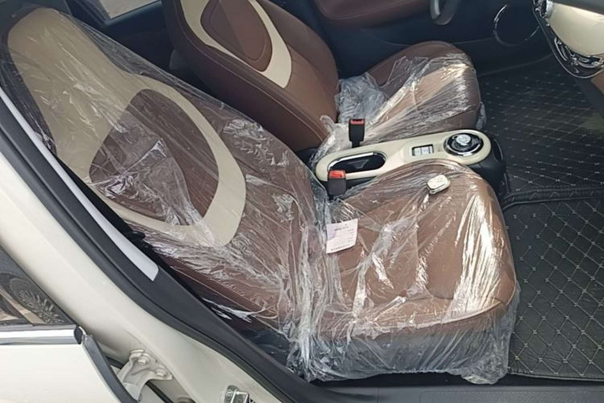Used Wuling Bingo 2024 333 km Enjoyment Version Right Front Seat