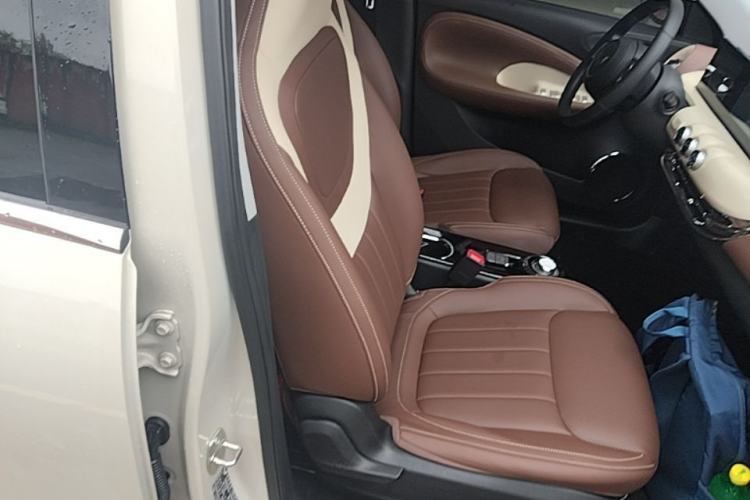 Used Wuling Bingo 2024 333 km Enjoyment Version Right Front Seat