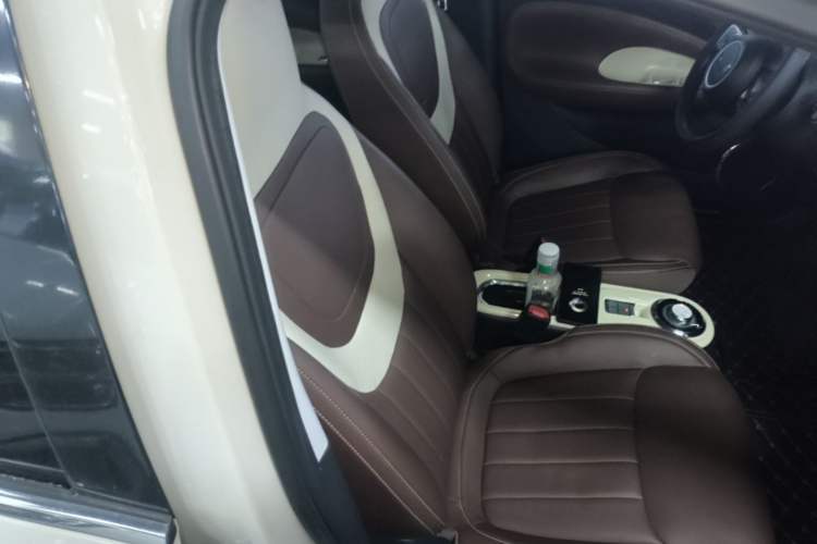 Used Wuling Bingo 2024 333 km Enjoyment Version Right Front Seat