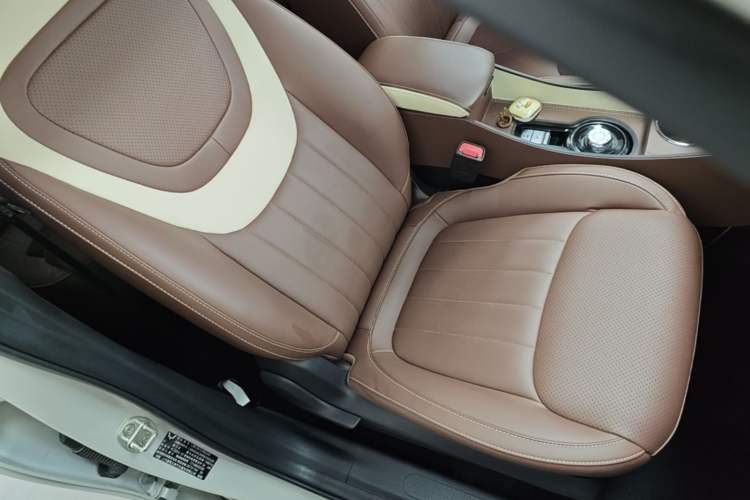 Used Wuling Bingo 2024 333 km Enjoyment Version Right Front Seat