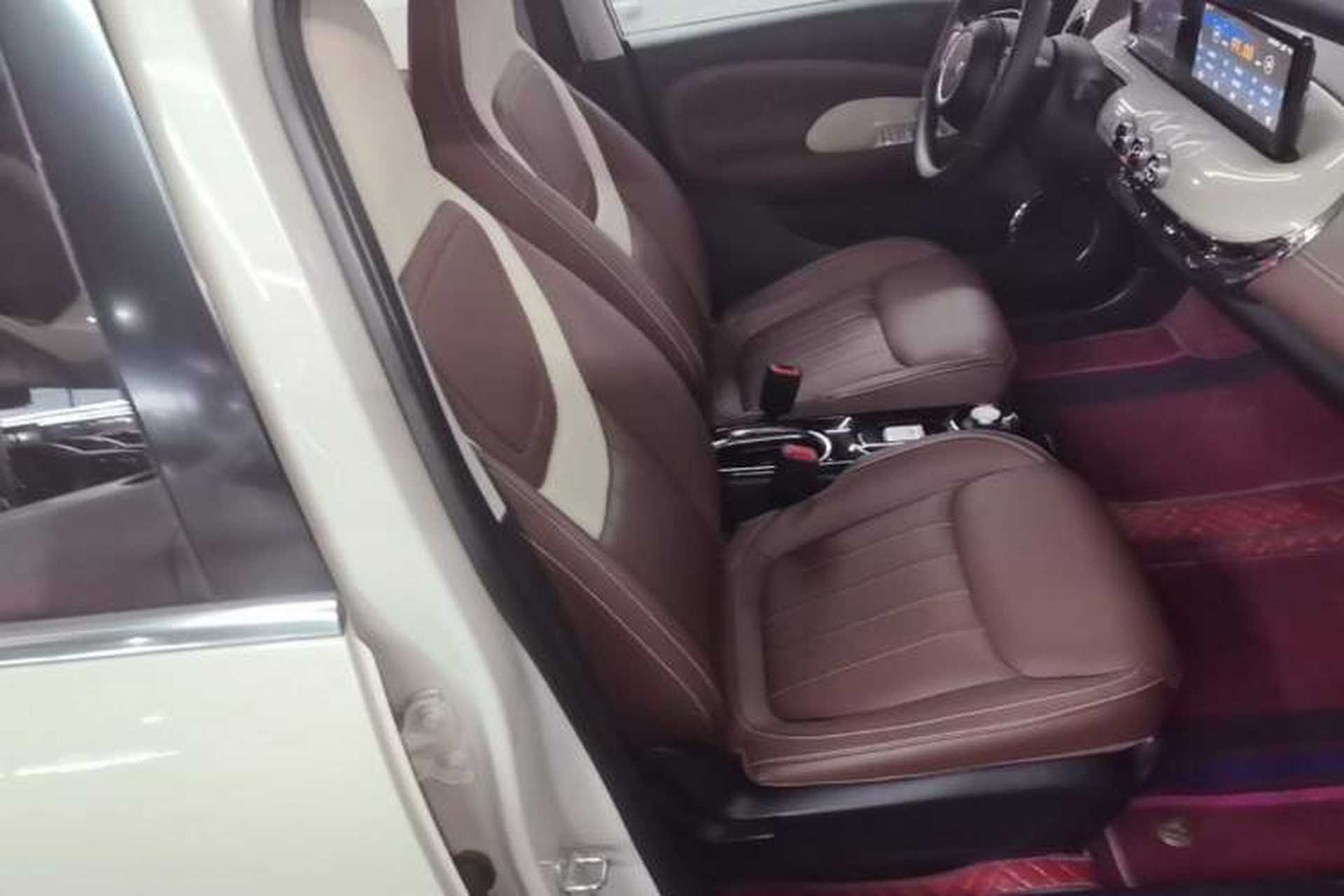 Used Wuling Bingo 2024 333 km Enjoyment Version Right Front Seat