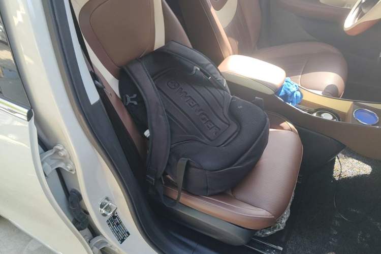 Used Wuling Bingo 2024 333 km Enjoyment Version Right Front Seat