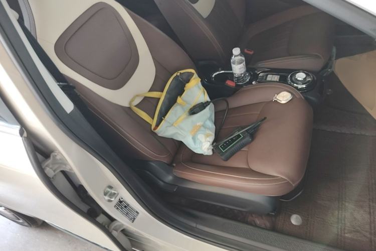 Used Wuling Bingo 2024 333 km Enjoyment Version Right Front Seat