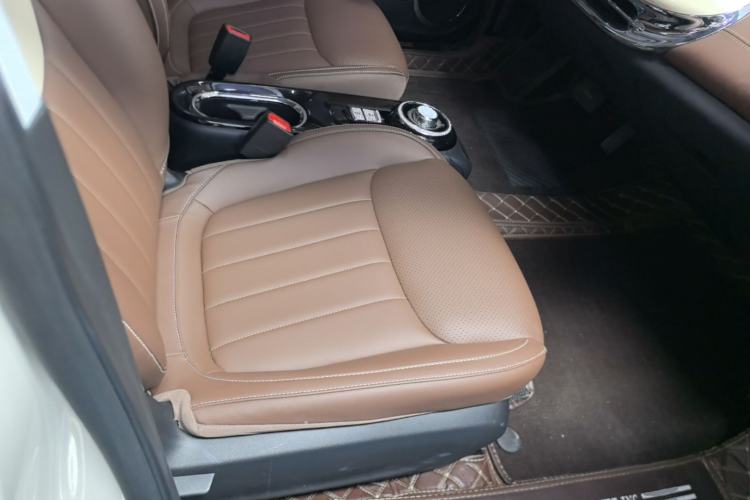 Used Wuling Bingo 2024 333 km Enjoyment Version Right Front Seat