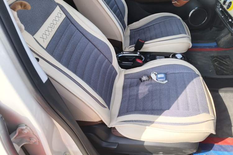 Used Wuling Bingo 2024 333 km Enjoyment Version Right Front Seat