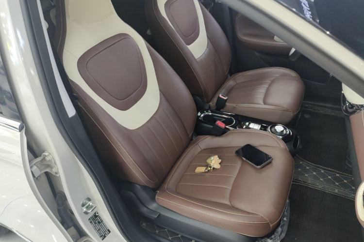 Used Wuling Bingo 2024 333 km Enjoyment Version Right Front Seat