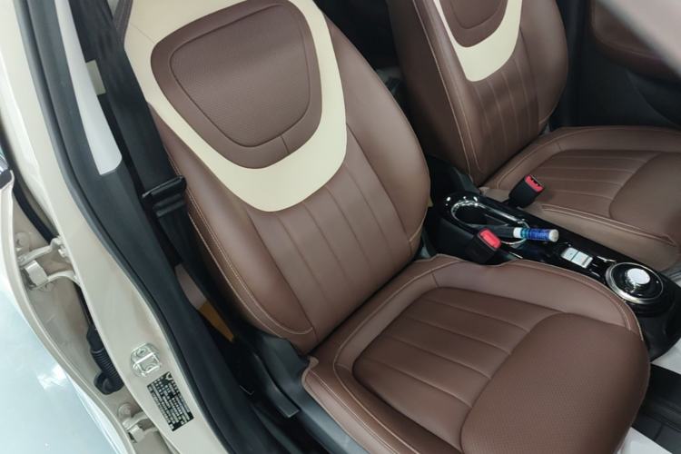 Used Wuling Bingo 2024 333 km Enjoyment Version Right Front Seat
