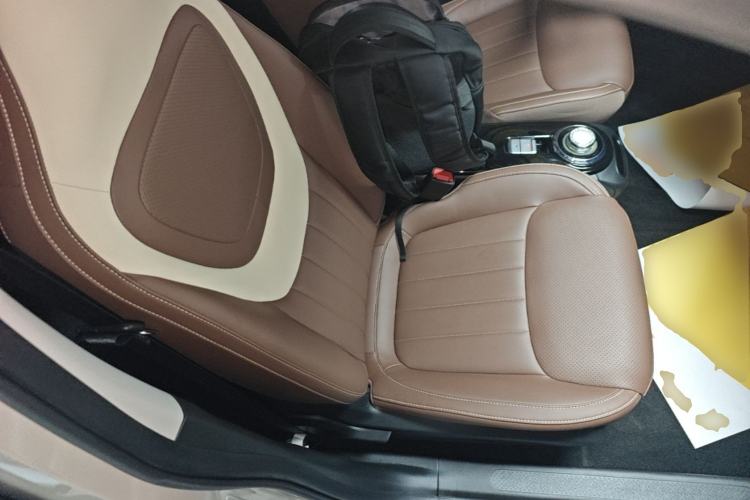 Used Wuling Bingo 2024 333 km Lingxi Connected Version Right Front Seat